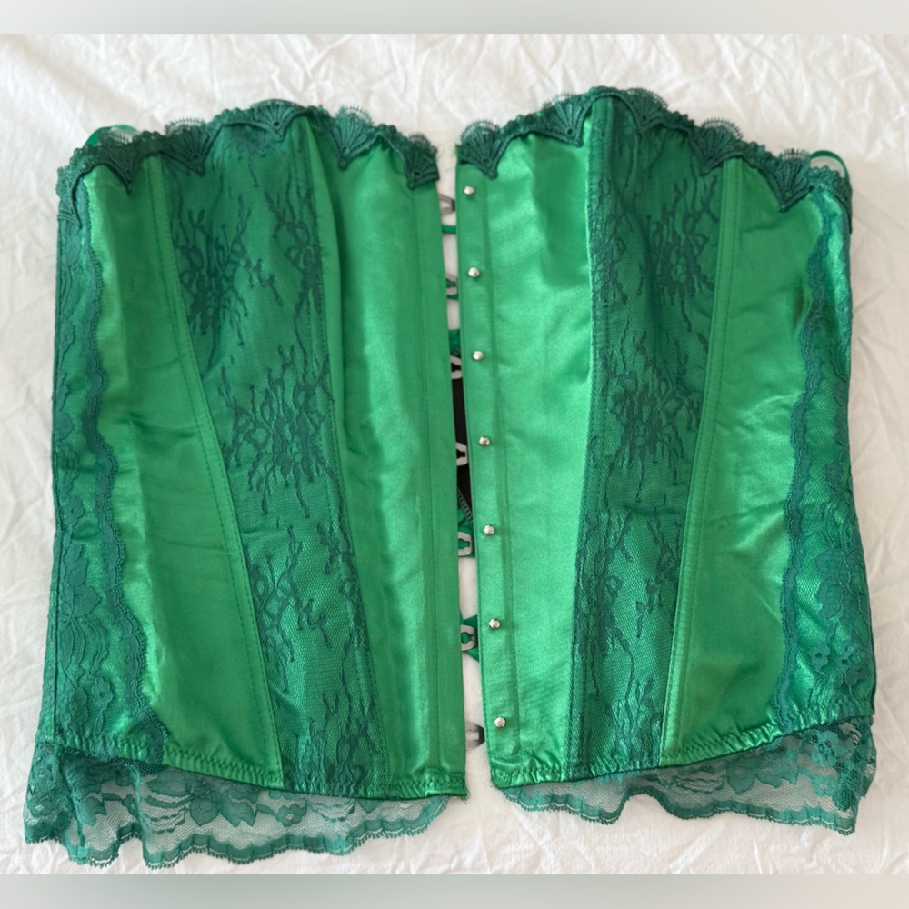 Poison Ivy Corset